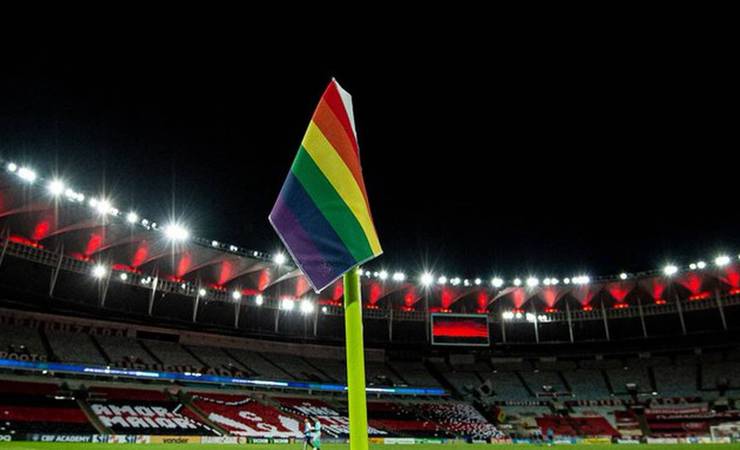Flamengo publica mensagem em apoio ao Dia Internacional contra a Homofobia: 'Todos têm o direito de viver e amar'
