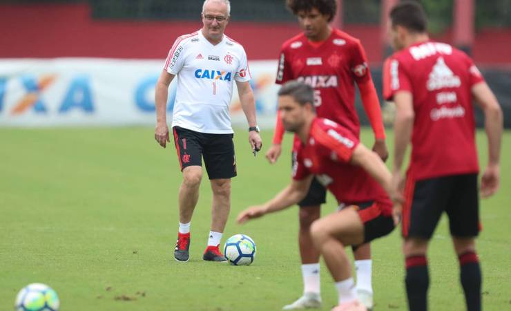 Veja quais jogadores do Flamengo já foram treinados por Dorival Júnior
