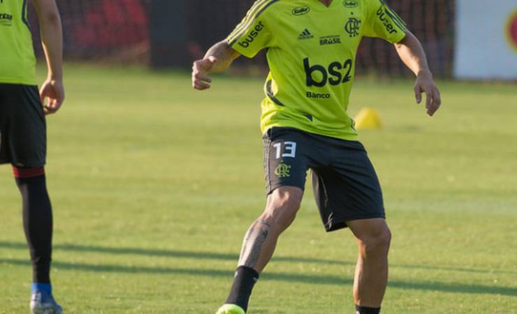 Elenco se reapresenta visando partida contra o Cruzeiro