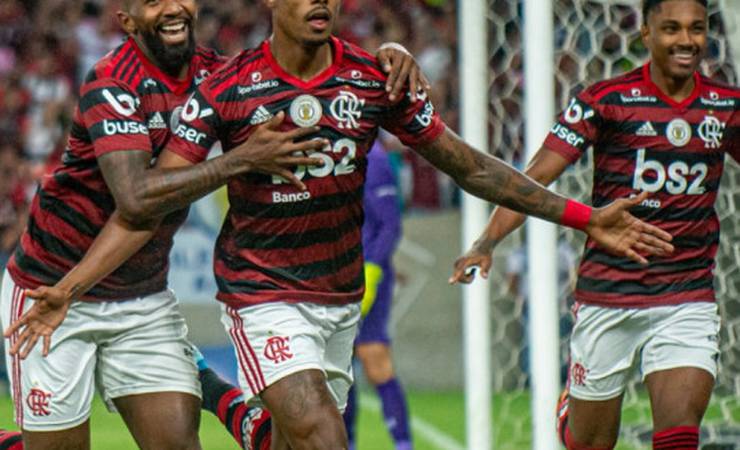 Mengão vence o Fluminense por 2 a 0, no Maraca