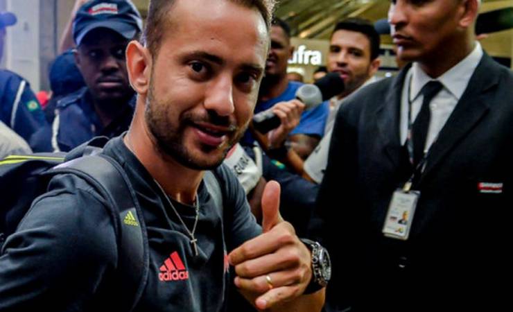 Flamengo chega ao Rio após a disputa do Mundial de Clubes