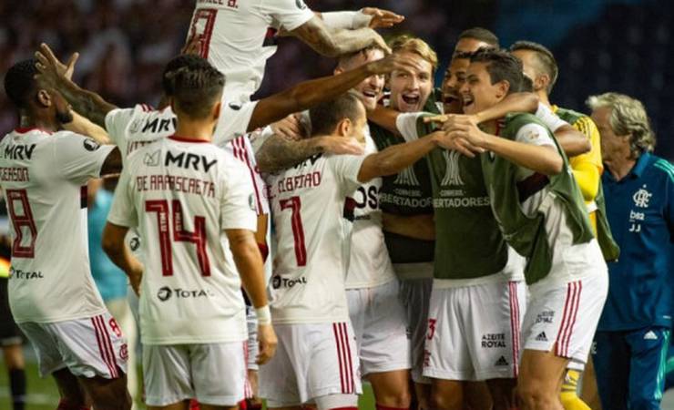 Mengão estreia na Libertadores com vitória por 2 a 1 sobre o Junior Barranquilla