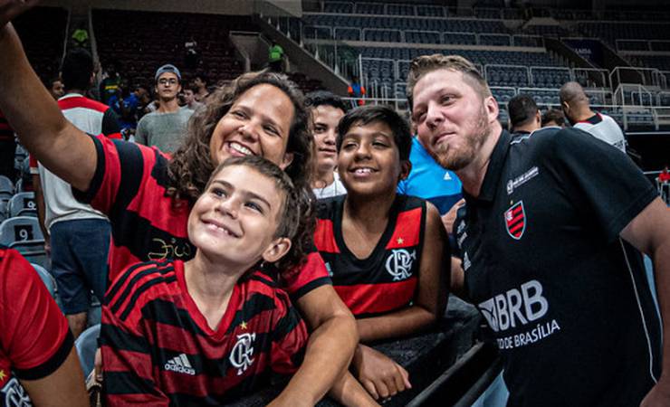 Gustavo De Conti exalta a importância da torcida na Champions League