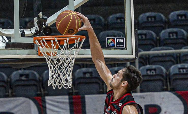 Rafael Mineiro avança para a terceira fase da “Enterrada da Década”