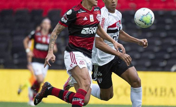 Flamengo perde para o São Paulo por 4 a 1, no Maracanã