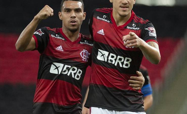 Flamengo vence o Athletico-PR por 3 a 2 e se garante nas quartas da Copa do Brasil