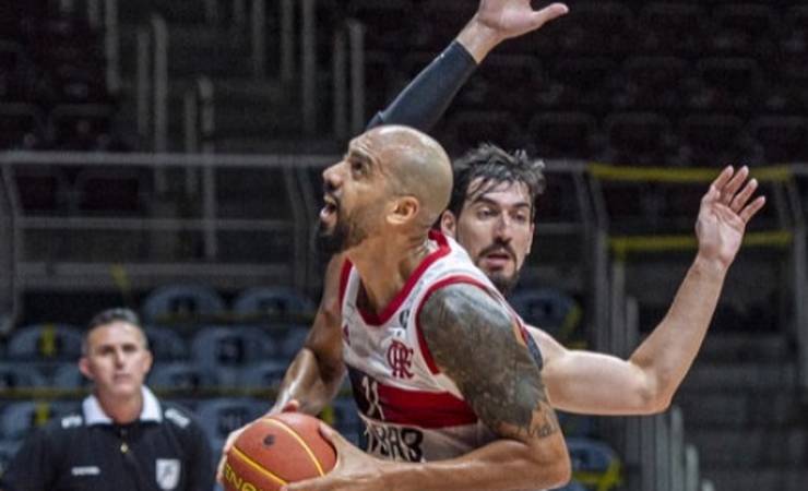 Flamengo vence a terceira e encerra fase no Maracanãzinho com 100% de aproveitamento no NBB