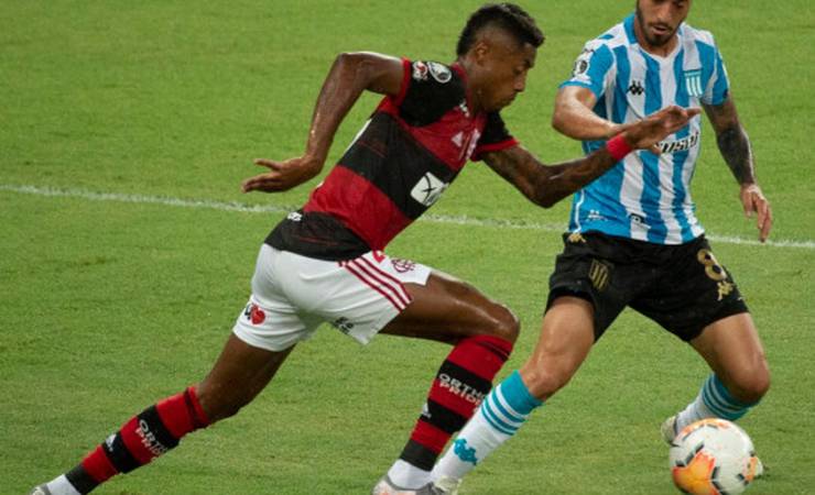 Nos pênaltis, Flamengo perde para o Racing e encerra a participação na Libertadores