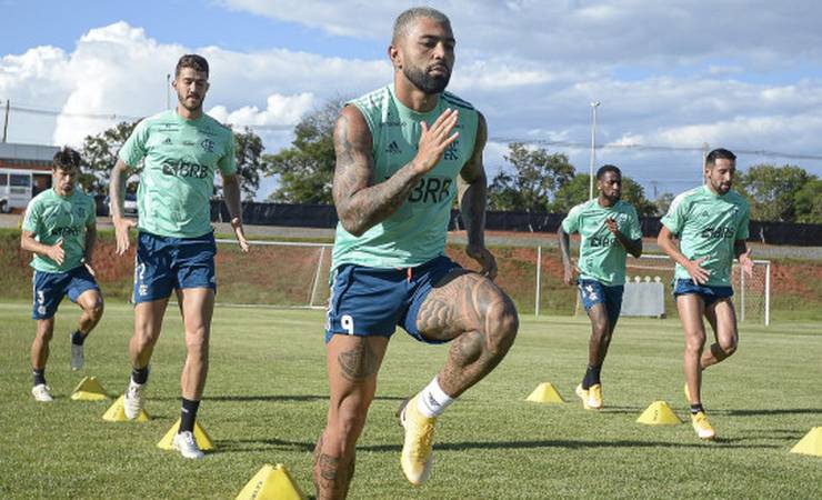 Flamengo finaliza preparação para confronto contra o Athletico-PR, na Arena da Baixada