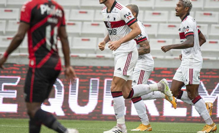 Flamengo perde para o Athletico-PR por 2 a 1 na Arena da Baixada