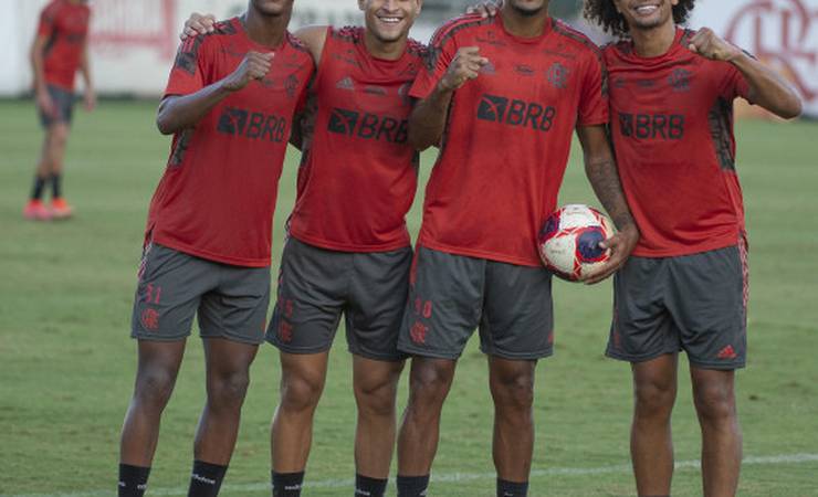 Flamengo realiza último treino antes de encarar o Volta Redonda