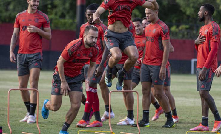 Flamengo finaliza preparação para confronto contra o Vélez Sarsfield, pela Libertadores