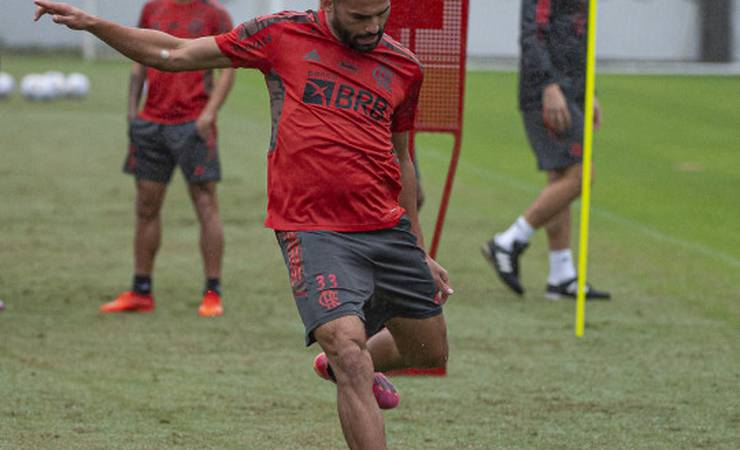 Flamengo encerra preparação e embarca para o Mato Grosso