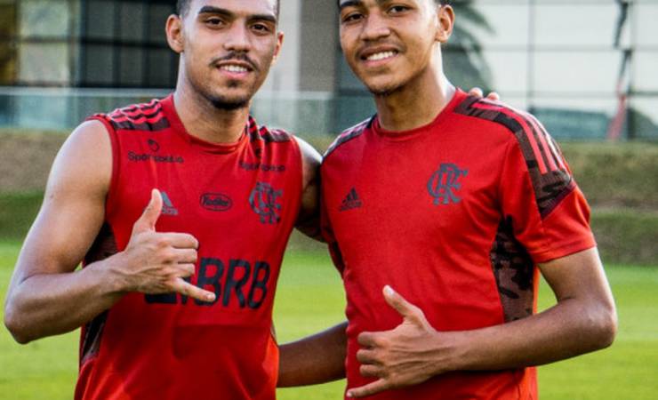 Tabela de família! Matheuzinho treina com o seu irmão Igor França
