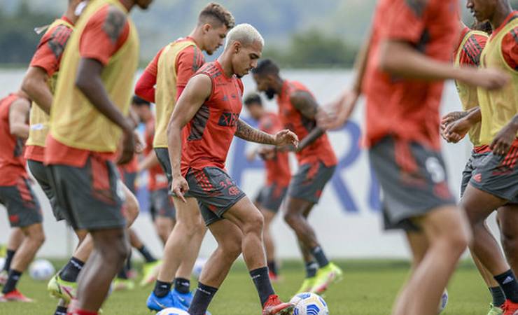 Flamengo finaliza a semana de treinamentos