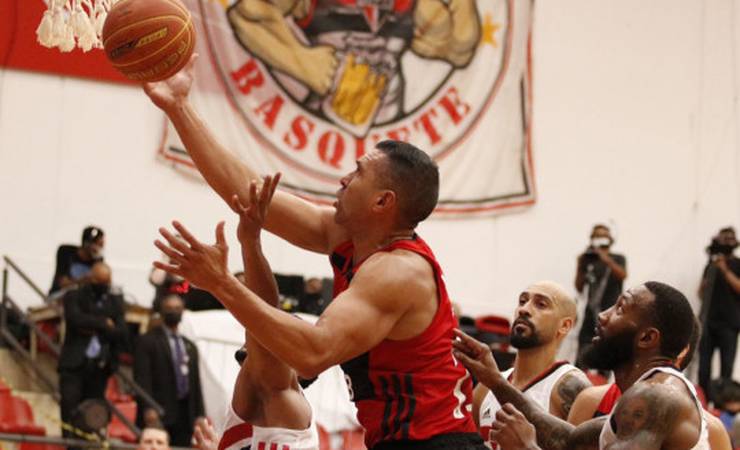 Que estreia! FlaBasquete vence e convence fora de casa e supera o São Paulo por 86 a 61 pelo NBB