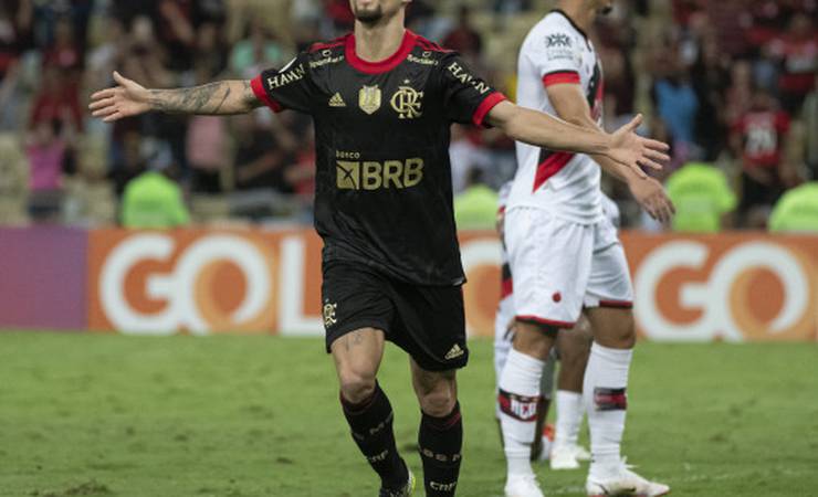Michael faz dois e Flamengo vence Atlético-GO no Maracanã