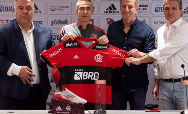 Paulo Sousa é apresentado e afirma: “Quero estar na história do Flamengo”