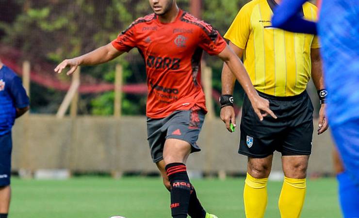 Em jogo-treino no Ninho do Urubu, Flamengo é superado pelo Nova Iguaçu