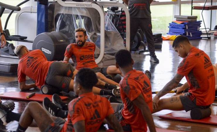 Após vitória contra o Boavista, elenco rubro-negro se reapresenta de olho no Fla-Flu
