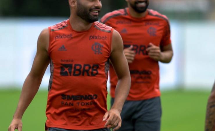 Flamengo encerra a preparação para enfrentar o Nova Iguaçu neste domingo