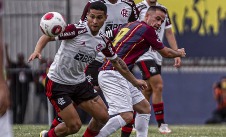De virada, Flamengo vence Madureira por 2 a 1 pela sétima rodada do Cariocão