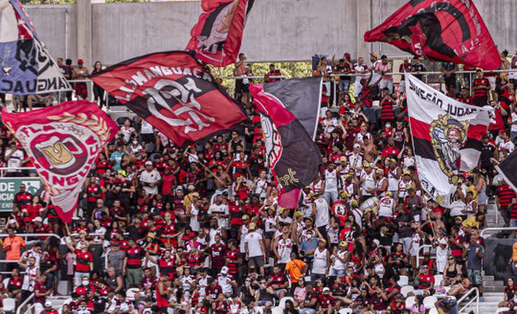 Domingo é dia de clássico: saiba como garantir seu ingresso para Flamengo x Vasco