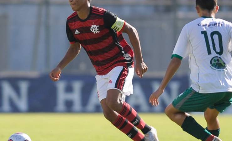 Sub-15 e Sub-17 do Mengão goleiam o Boavista e encaminham classificação para a semifinal da Copa Rio
