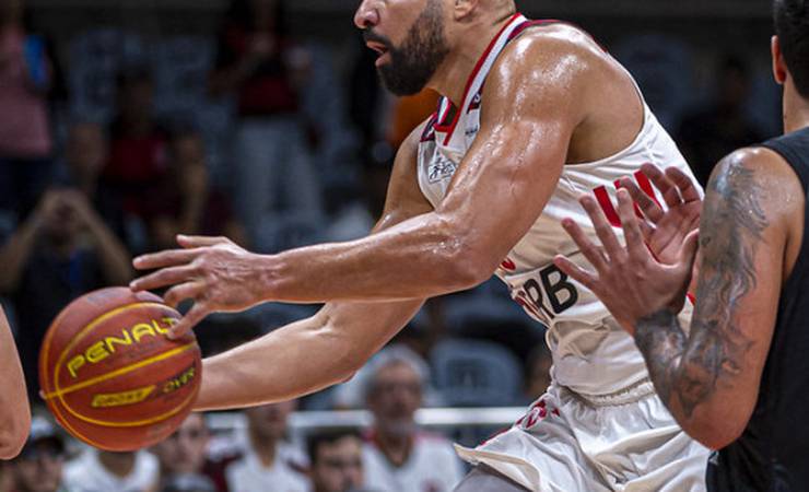 Precisando vencer, FlaBasquete enfrenta Franca no Maracanãzinho neste sábado (04)