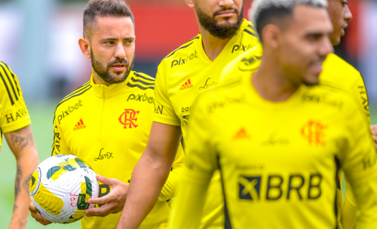 Flamengo segue a preparação no Ninho do Urubu visando confronto pelo Brasileirão