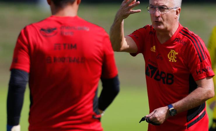 Dorival Júnior comanda seu primeiro treino no retorno ao Flamengo