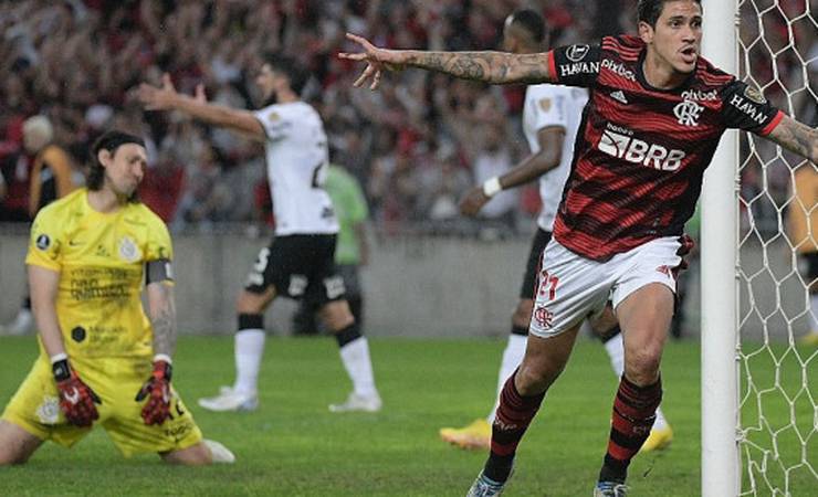 Com Pedro artilheiro e show da Nação, Flamengo vai à semifinal da CONMEBOL Libertadores