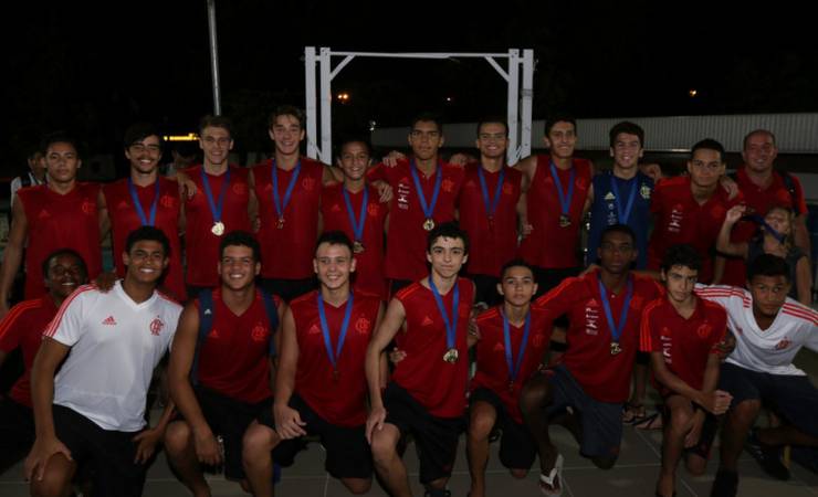 Flamengo está pronto para a estreia no Brasileiro Interclubes Sub-18 de Polo Aquático