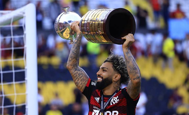 Gabigol relembra título da Libertadores enquanto Flamengo mira a final contra o Racing
