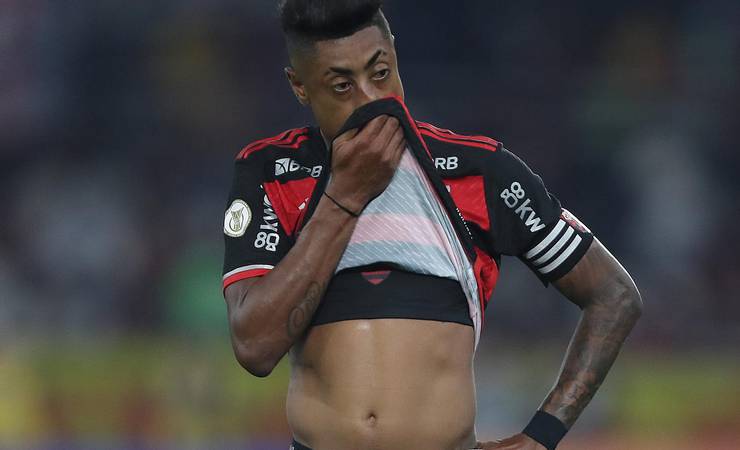 Flamengo não busca reposição após suspensão de Bruno Henrique e confia em alternativas internas