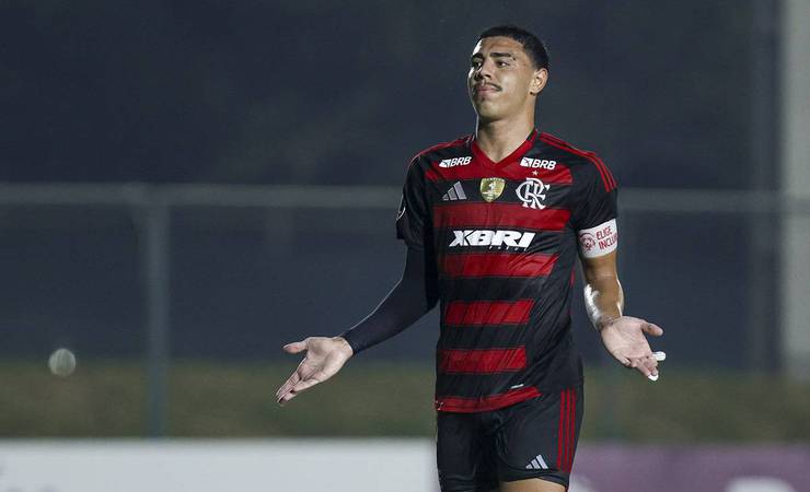 Flamengo recusa proposta de € 2 milhões do Bahia e mantém Iago no elenco até 2025