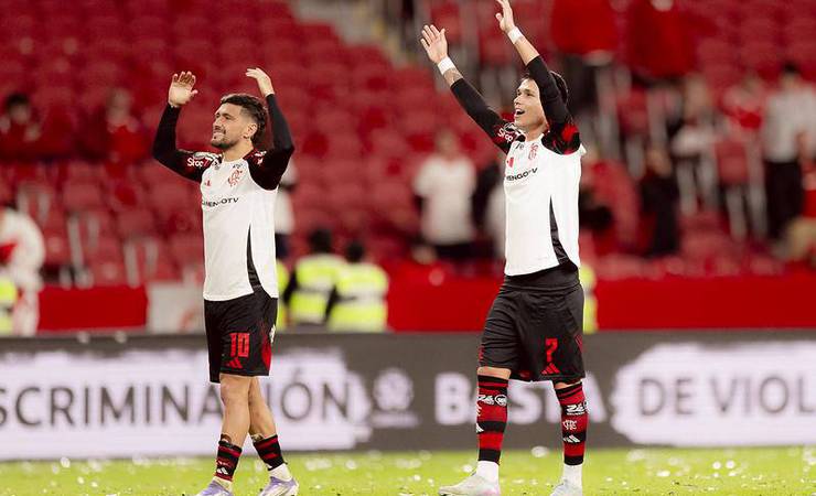 Flamengo busca manter domínio e vencer o Vitória no Maracanã pelo Brasileirão