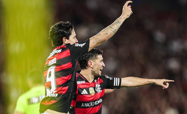 Flamengo adota novo repertório ofensivo sob Filipe Luís e se destaca no Campeonato Brasileiro