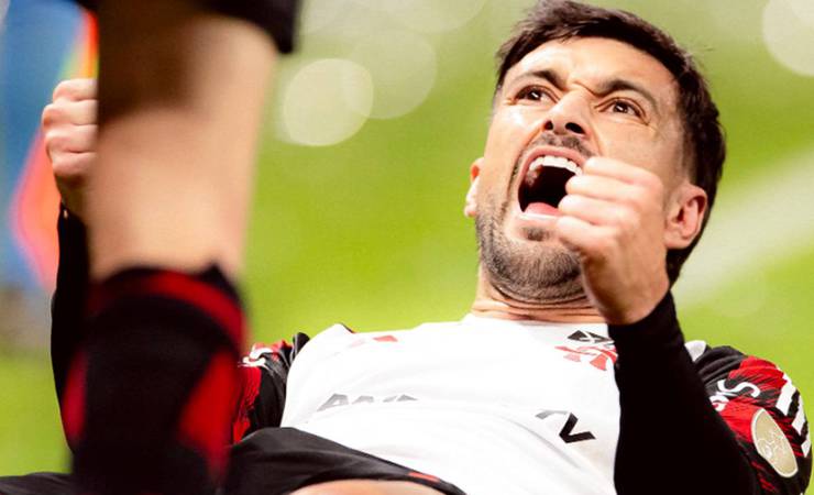 Arrascaeta atinge 19 gols e se destaca como artilheiro do Flamengo em 2025