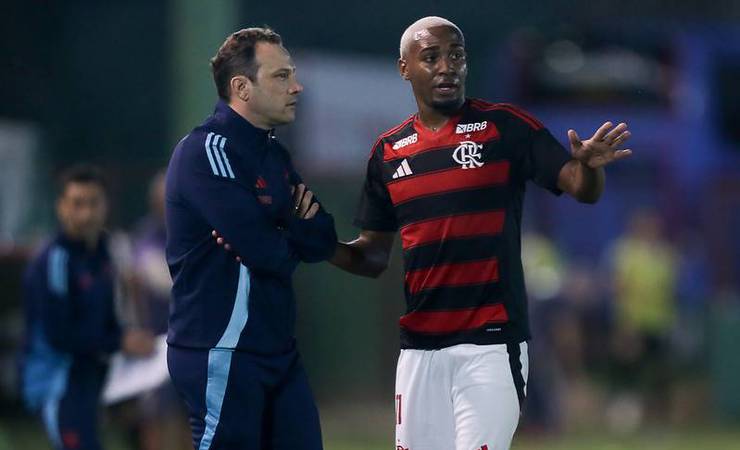 Bruno Pivetti recusa propostas e assume Flamengo Sub-20 em busca de projeto sólido