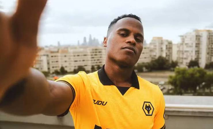 Flamengo planeja proposta por Jhon Arias em 2024, alerta jornalista sobre Fluminense