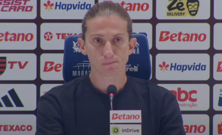 Filipe Luís critica arbitragem após empate do Flamengo e sugere melhorias no critério de juízes