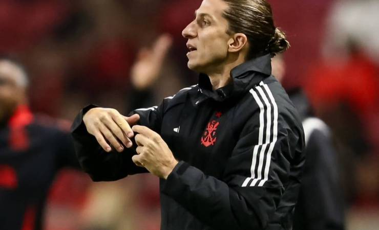 Defesa sólida do Flamengo se destaca e pode garantir títulos, afirma analista