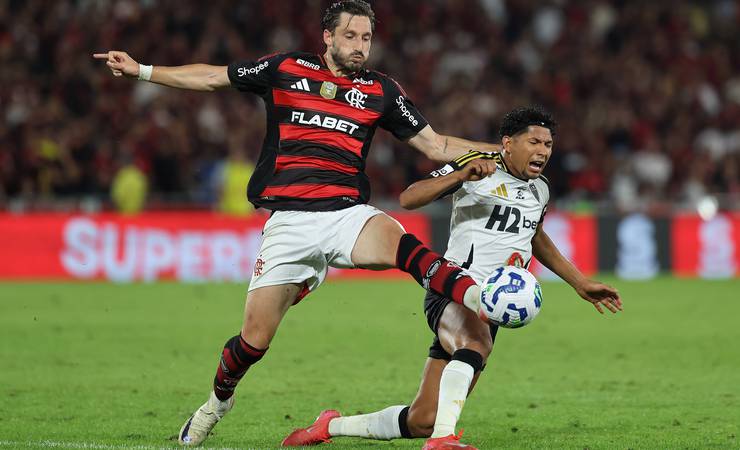 Matías Viña é relacionado pelo Flamengo e retorna após ausência em jogos importantes