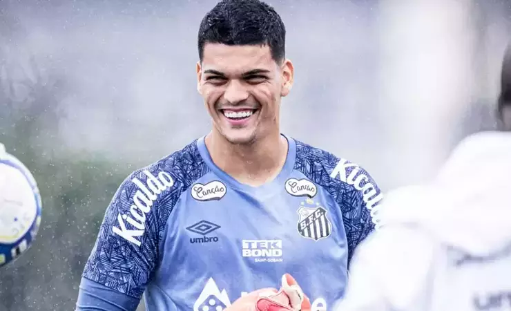 Santos renova contrato de Gabriel Brazão e recusa proposta de 7 milhões de euros do Flamengo
