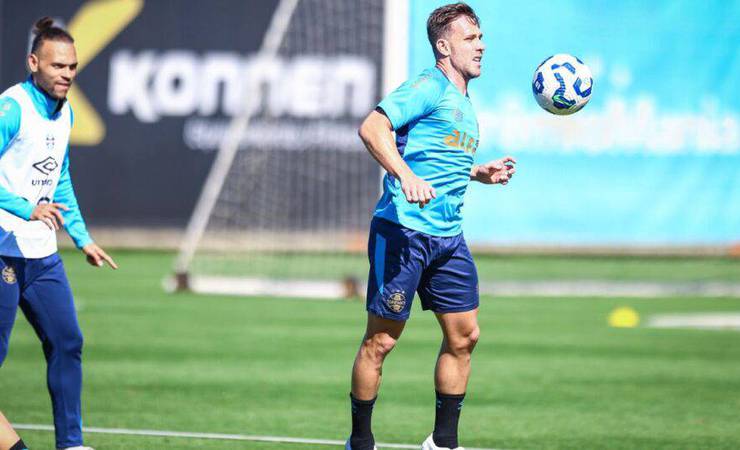 Flamengo recebe Grêmio no Maracanã em busca de vitória crucial no Brasileirão