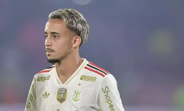 Matheus Gonçalves deixa o Flamengo e se junta ao Al Ahli após conquistas no clube
