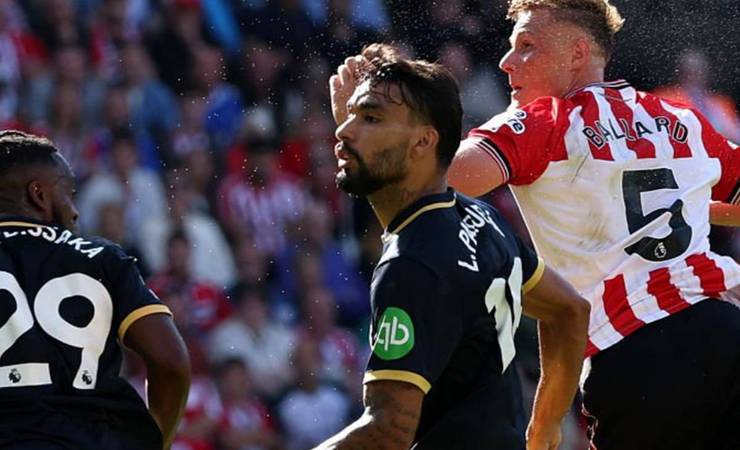 West Ham perde para o Sunderland por 3 a 0 na estreia da Premier League com Paquetá em campo