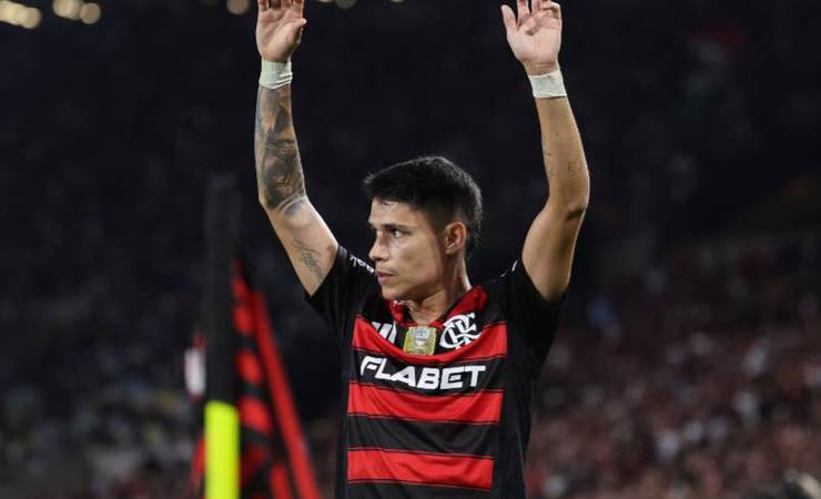 Flamengo busca vitória no Maracanã contra o Vitória em duelo decisivo do Brasileirão