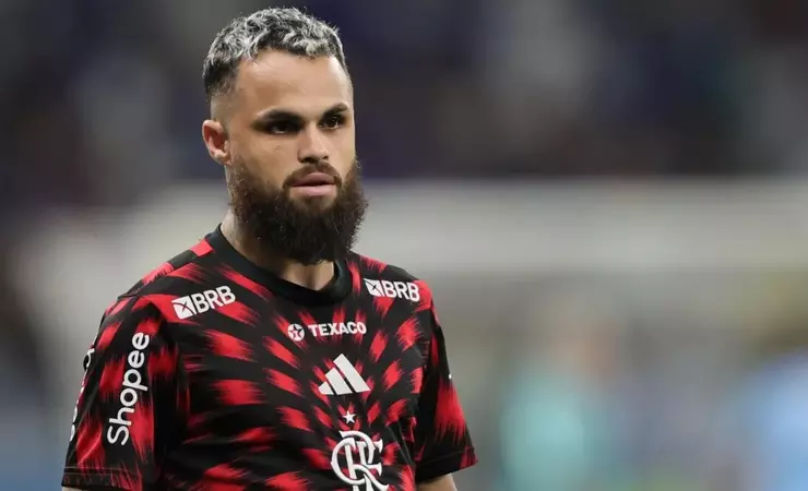 Flamengo deve negociar saídas de quatro jogadores na janela de transferências